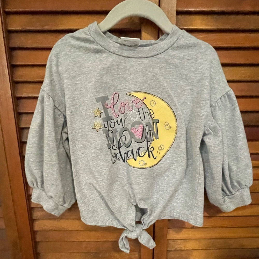 Boutique “I love you to the moon and back” long sleeve tee shirt